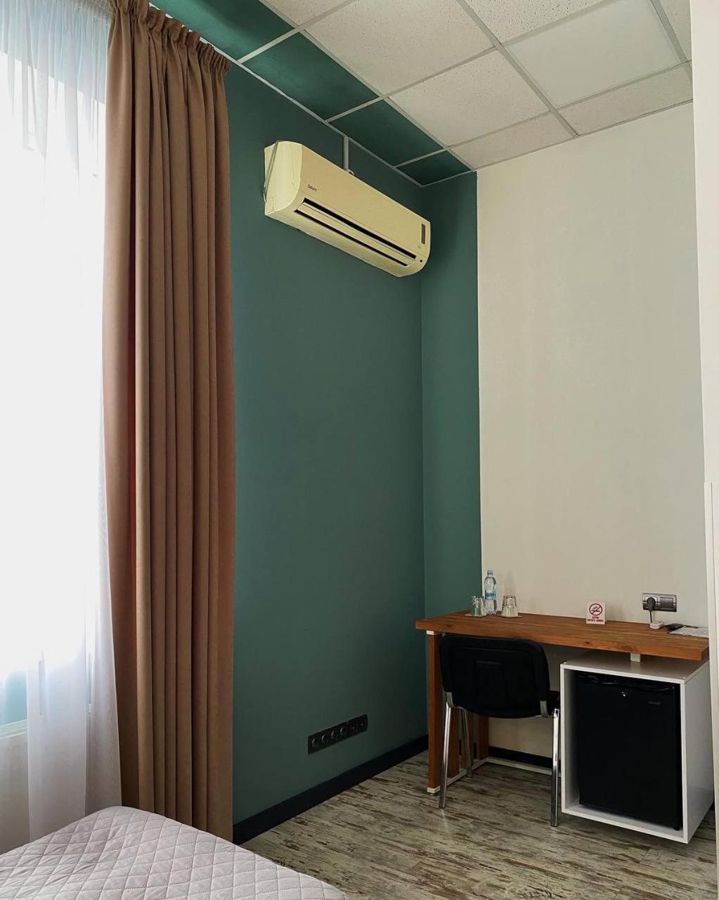 Gosudar Hotel Kropyvnytskyi Luaran gambar