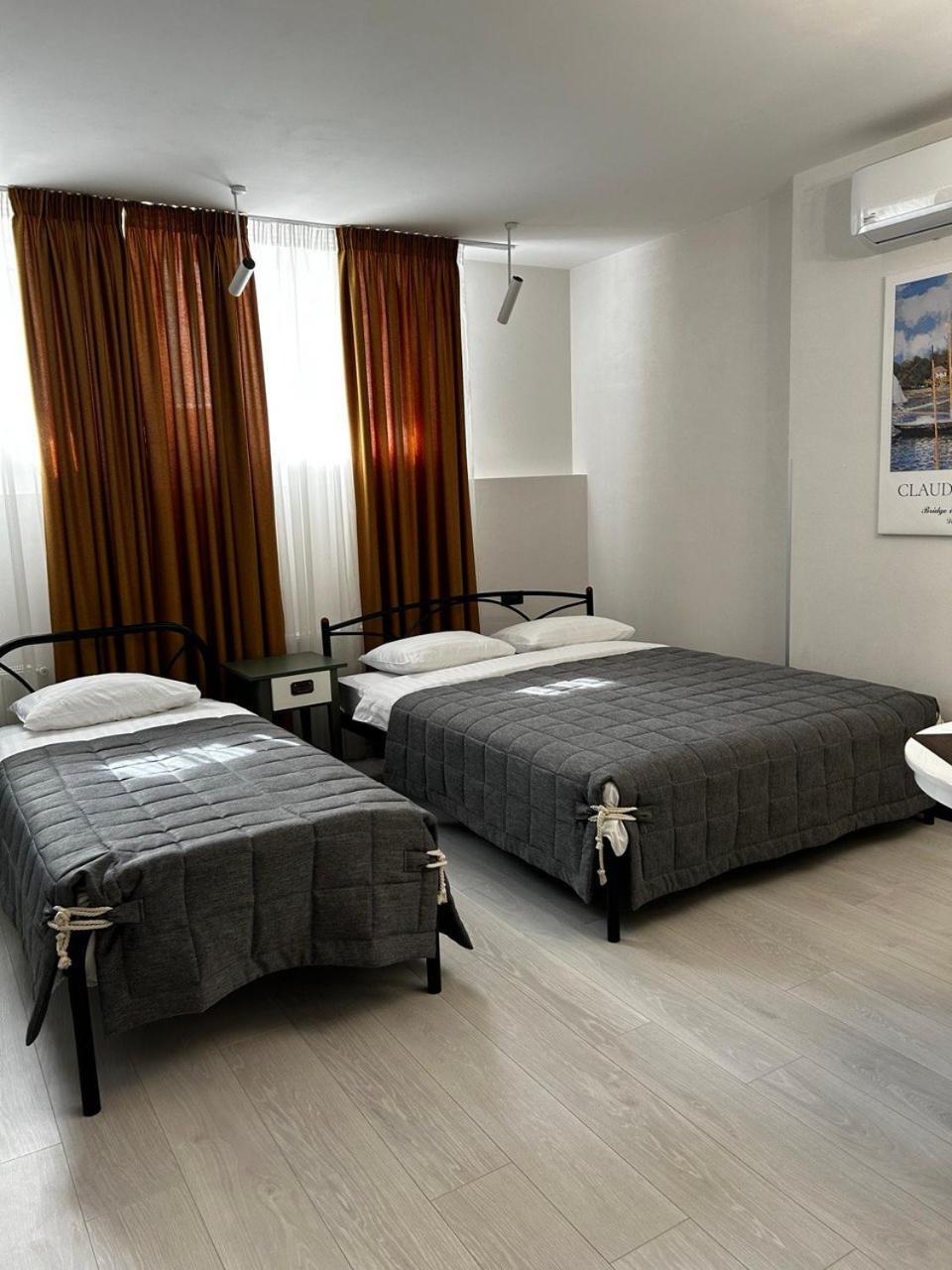 Gosudar Hotel Kropyvnytskyi Luaran gambar