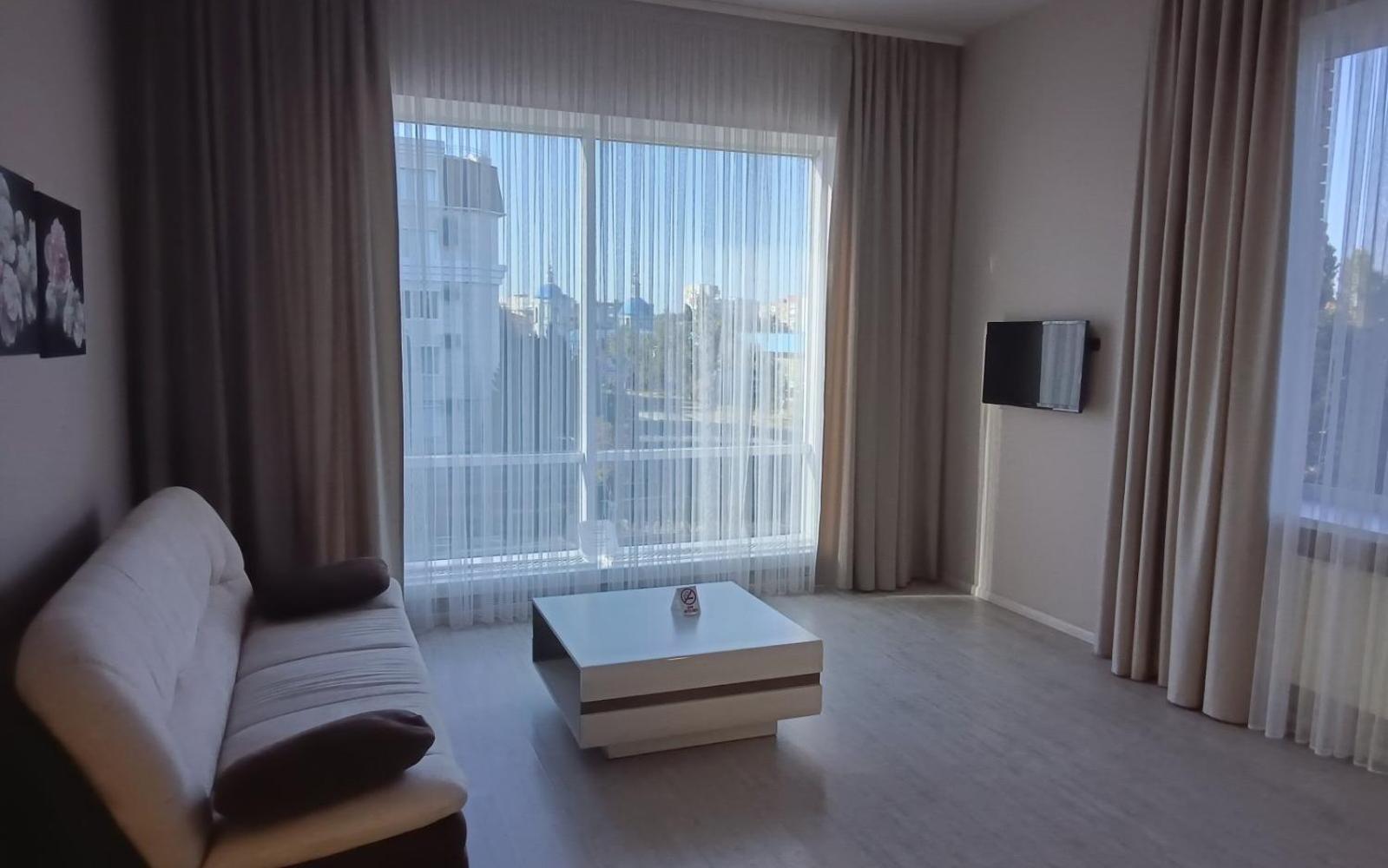 Gosudar Hotel Kropyvnytskyi Luaran gambar