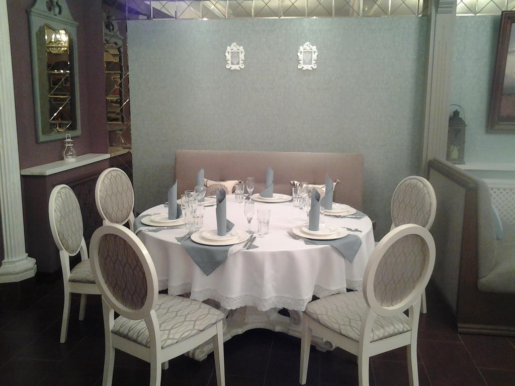 Gosudar Hotel Kropyvnytskyi Luaran gambar